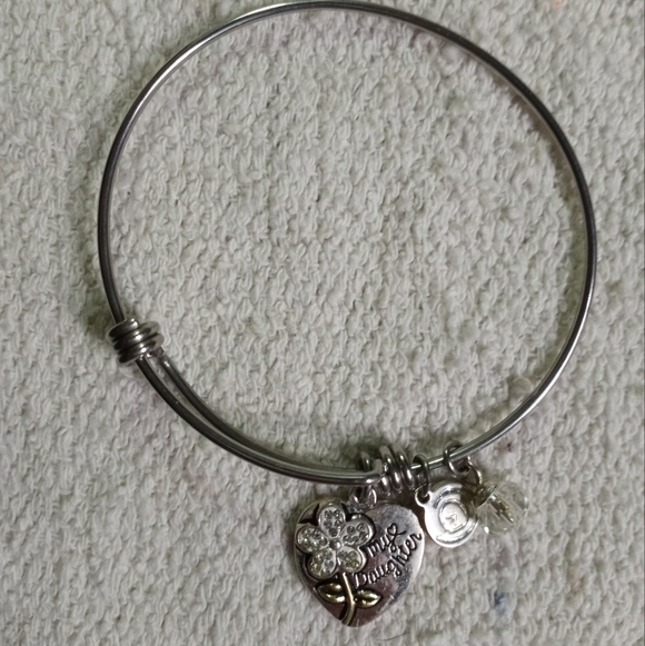 love this life Jewelry - If daughters were flowers I would pick you love this life charm bracelet